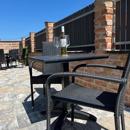 Privat bolig U Slaniska Novosedly (Breclav)